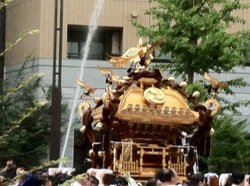 深川八幡祭り2015二の宮渡御中央区4.jpg