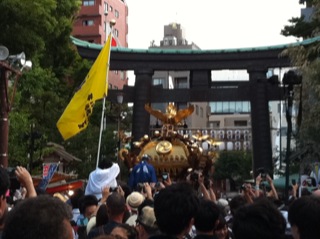 深川八幡祭り2015二の宮神輿渡御江東区9.jpg