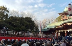 節分祭2016豆まき直前.jpg