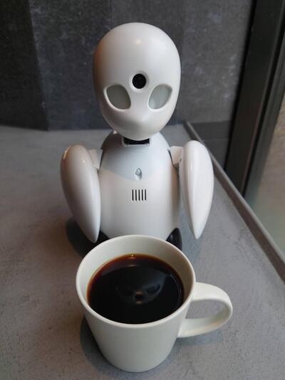 コーヒーとロボット.jpg