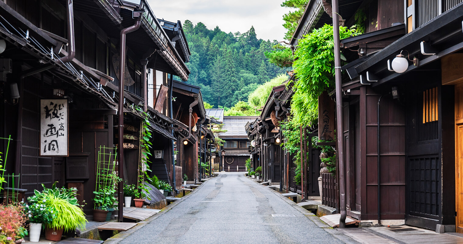 Get a taste of life and culture in Hida Takayama.