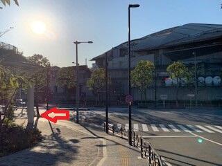 外苑橋信号と東京体育館前左折.jpg