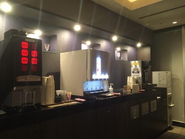 ドリンクコーナー2.jpg