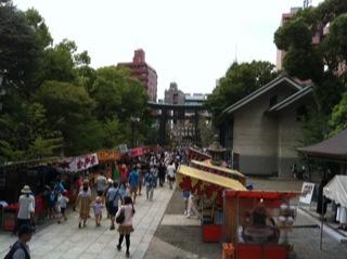 深川八幡祭り子供神輿参堂.jpg