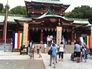 深川八幡祭り子供神輿本殿.jpg