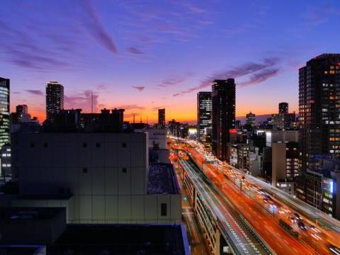 ラウンジ夜景.jpg